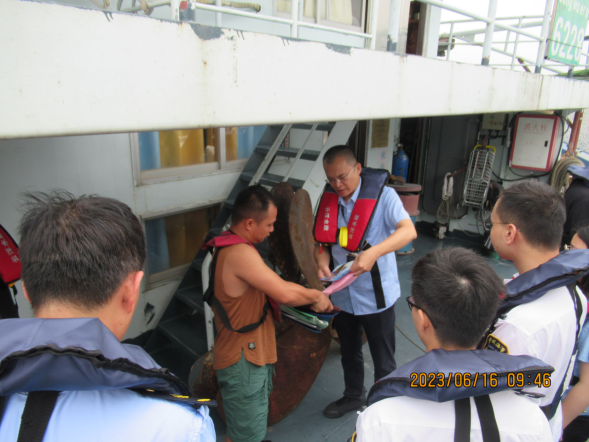 云浮水务简报(2023年 第38期)云浮市水务局牵头组织开展打击河道水域非法洗砂洗泥专项联合执法巡查行动485.png